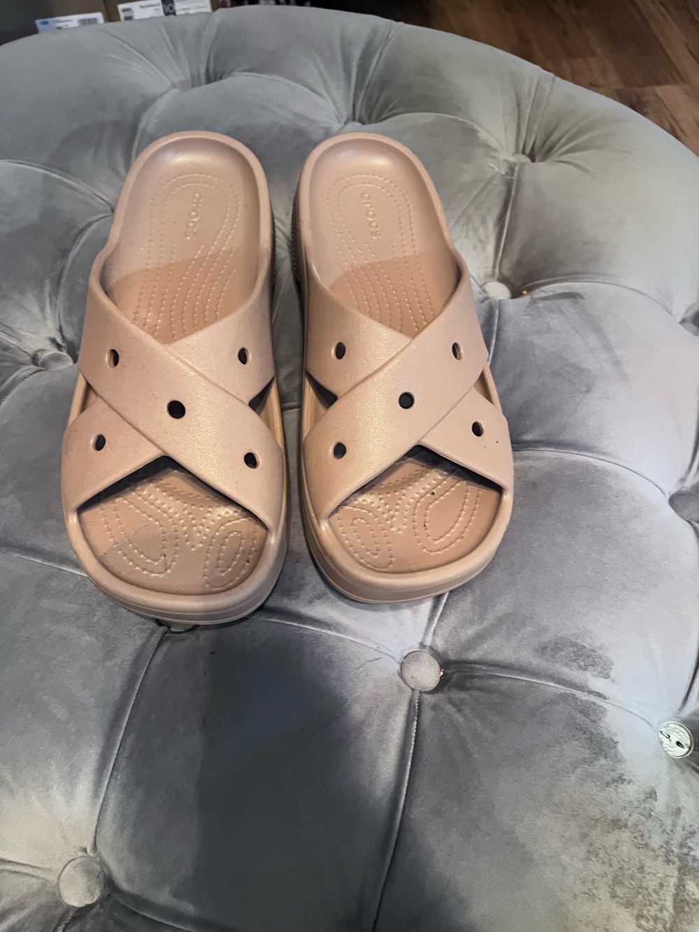 Crocs Women's Classic Cross Strap Sandals